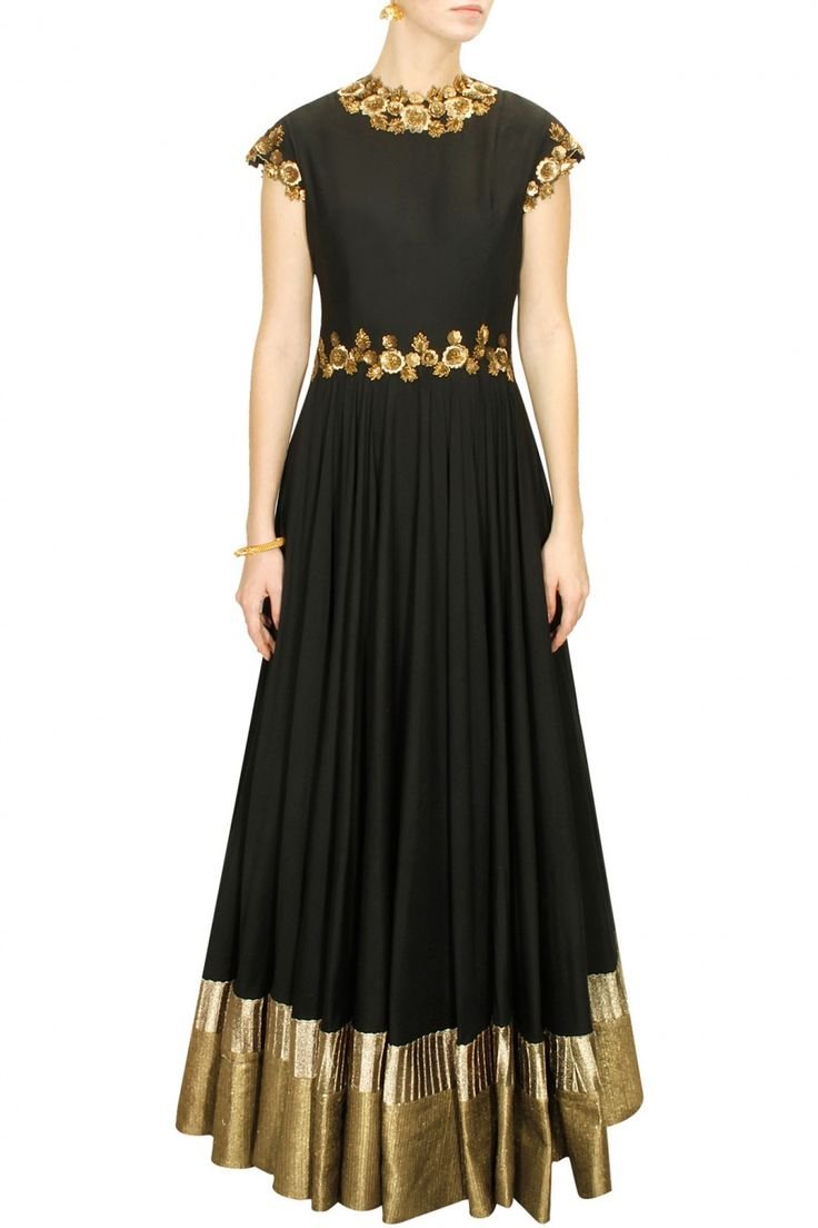 long gown in black colour