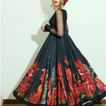kriti sanon in a black anarkali