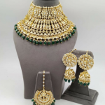 Bridal kundan set