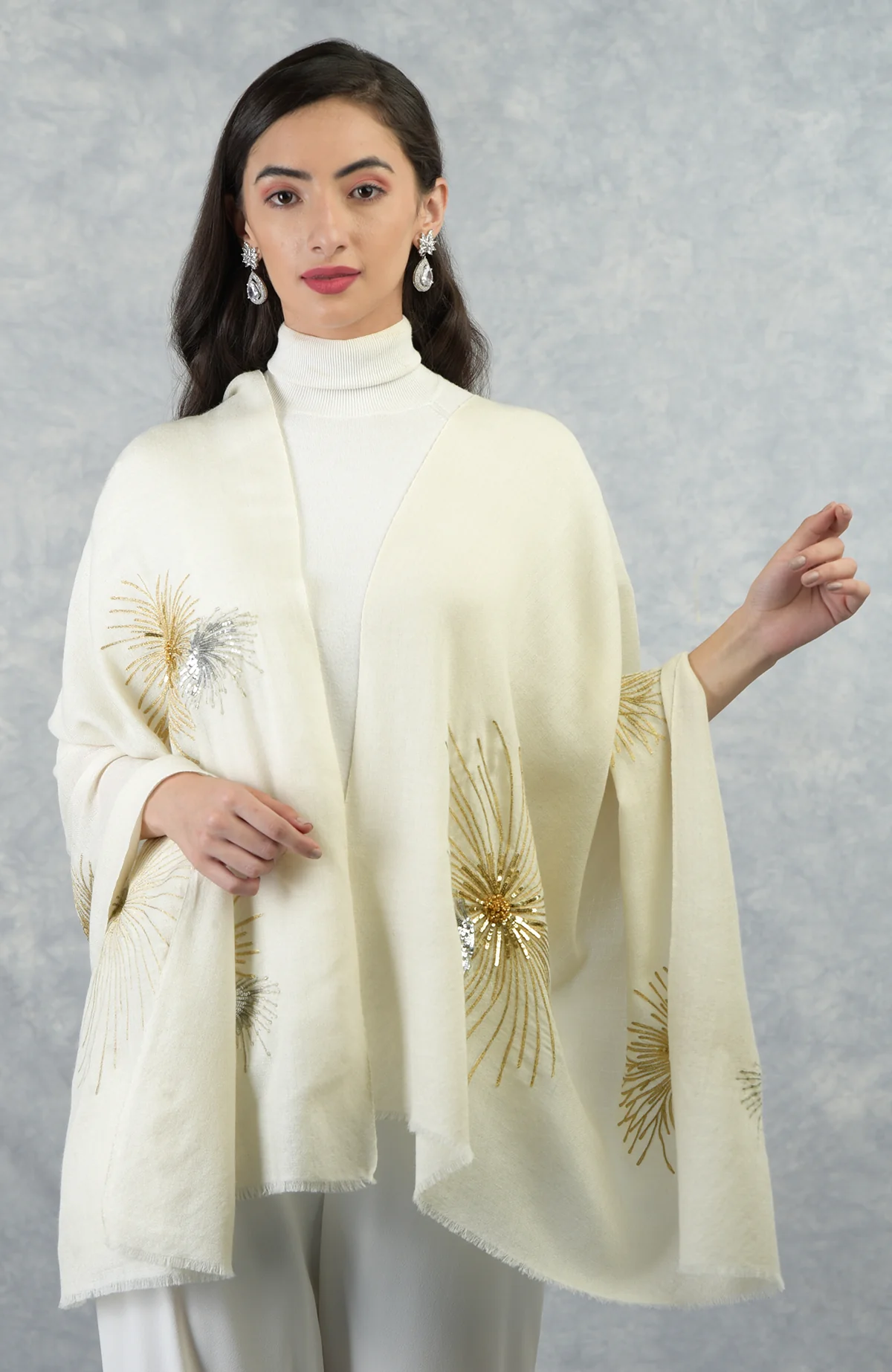 Ivory Starburst Embroidered Pure Cashmere Stole