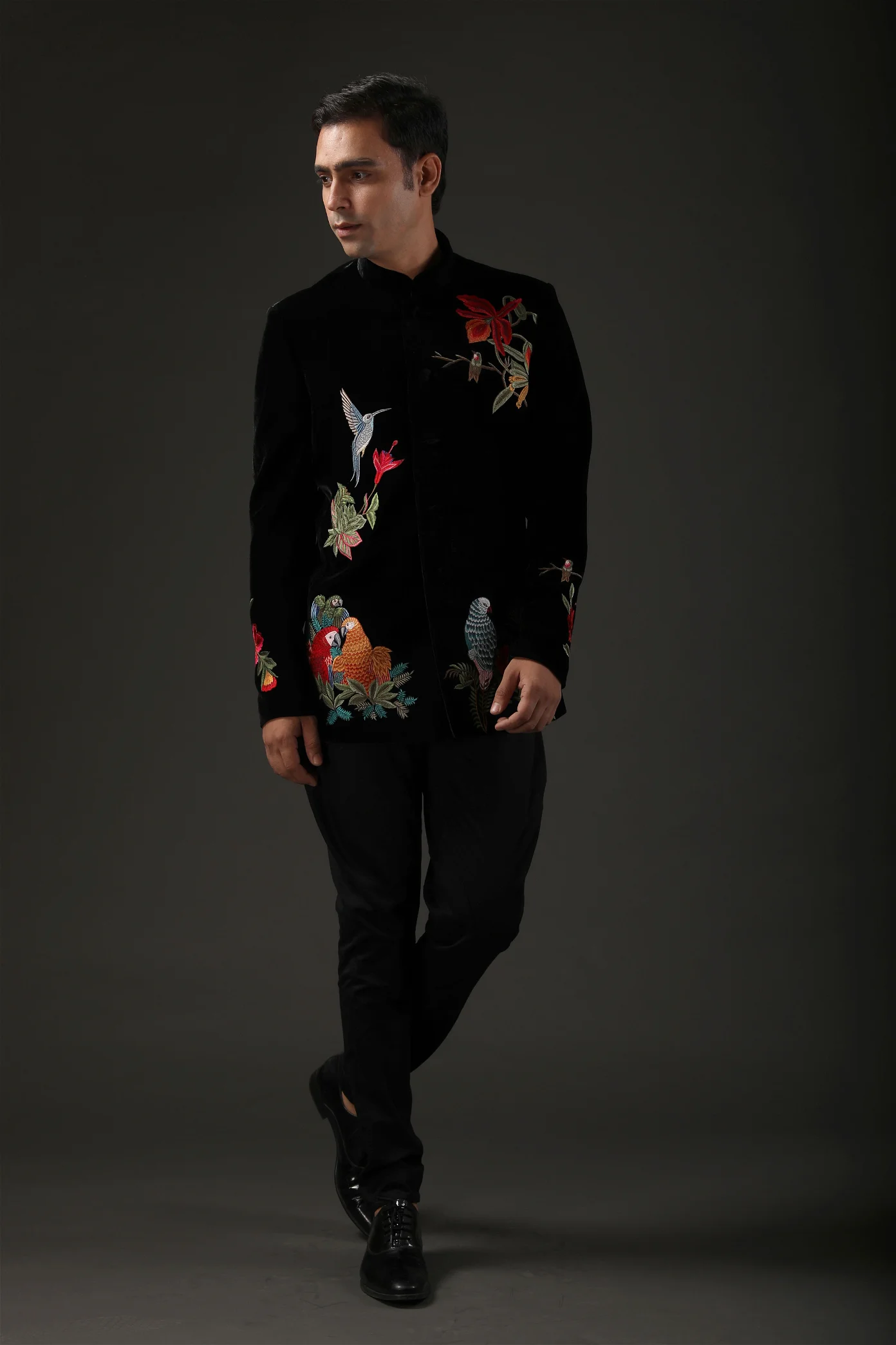Men's Black Embroidered Bandhgala