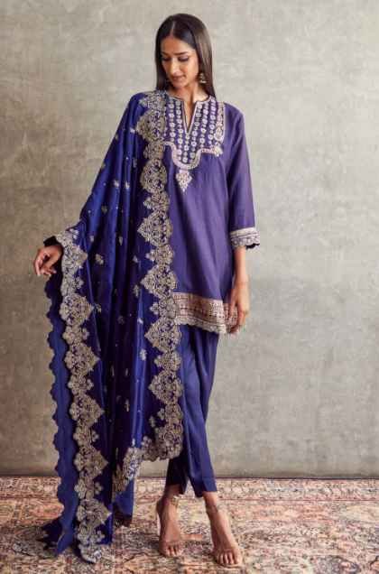 Purple embellished kurta set - Image 2