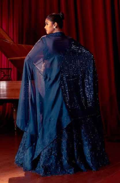 Navy blue 3-d embroidered lehenga set - Image 3