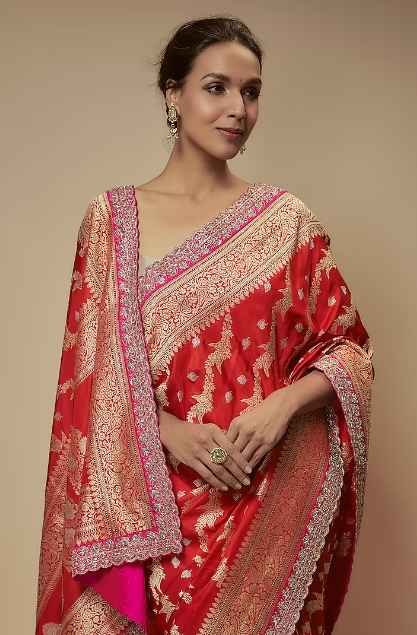Red Banarasi Silk Zardosi Embroidered Handwoven Saree Set - Image 3