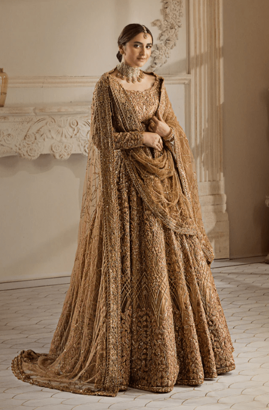 Golden lehenga designs for bride sale
