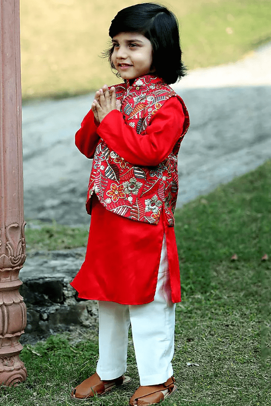 Red Silk Thread Work Bundi Jacket Set For Boys - Image 2