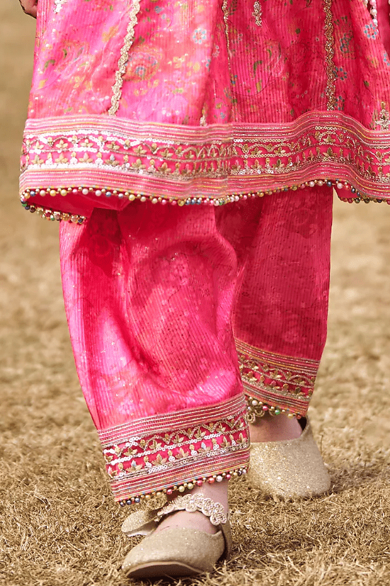 Pink Satin Sequins & Thread Embroidered Kurta Set For Girls - Image 3