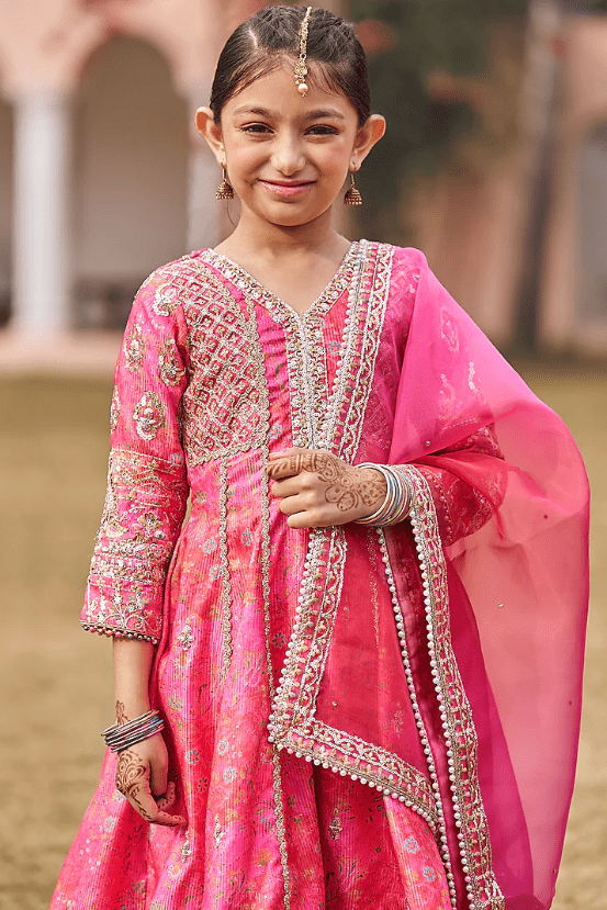 Pink Satin Sequins & Thread Embroidered Kurta Set For Girls - Image 4