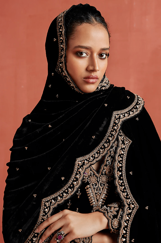 Black Silk Velvet Hand Embroidered Kurta Set - Image 4