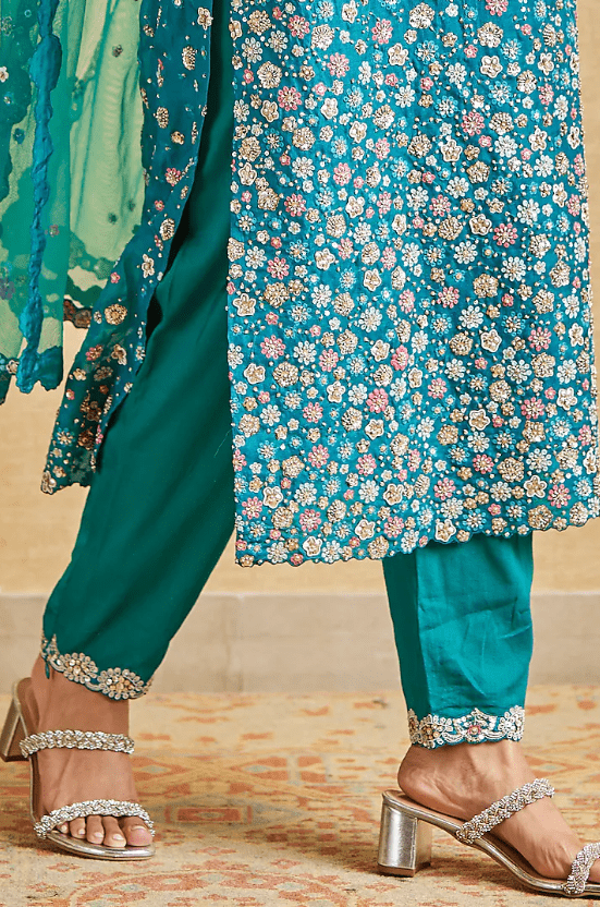 Pine Green Organza Embroidered Kurta Set - Image 4