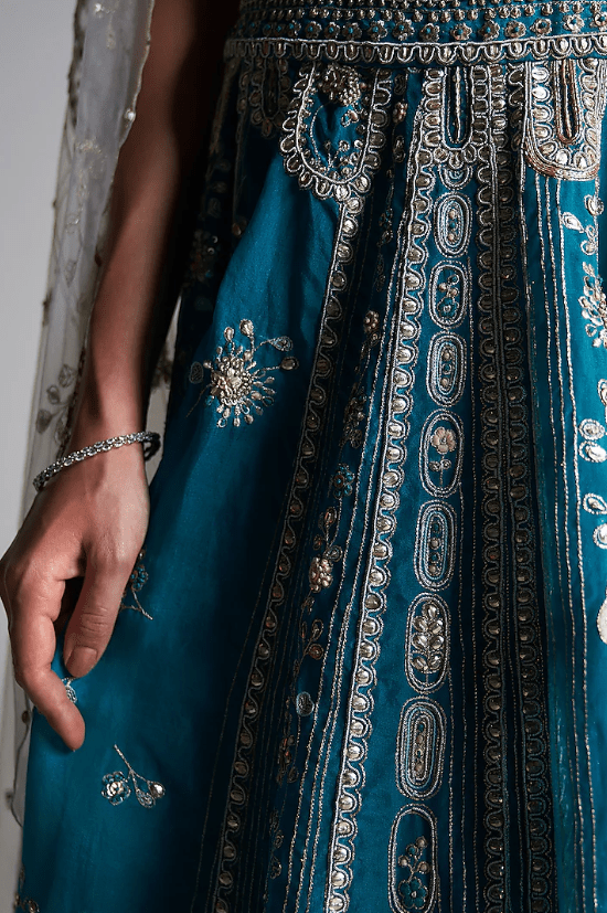 Pine Green Organza Aari Work Handcrafted Lehenga Set - Image 3