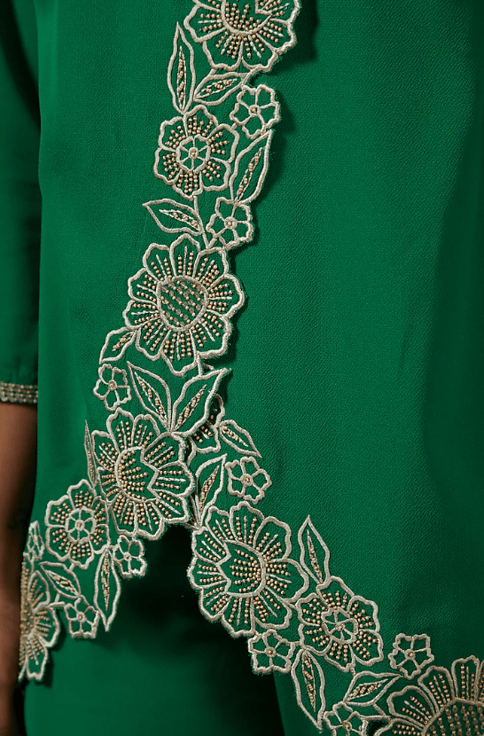 Green Snake Crepe Embroidered Co-Ord Set - Image 4
