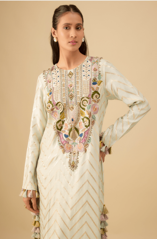 Off-White Dola Silk Zig-Zag Embroidered Kaftan - Image 3