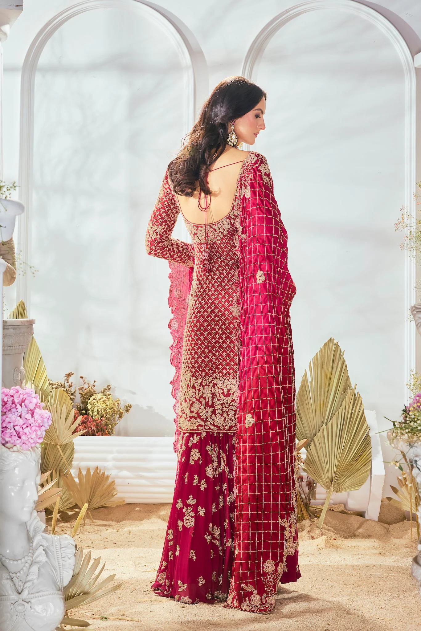RED CRYSTAL SUIT - Image 4
