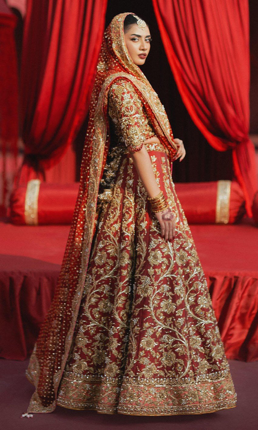 Firebrick color wedding lehenga - Image 3