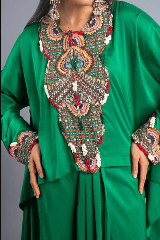 Emerald Green Silk Boxy Top and Skirt Set - Image 4