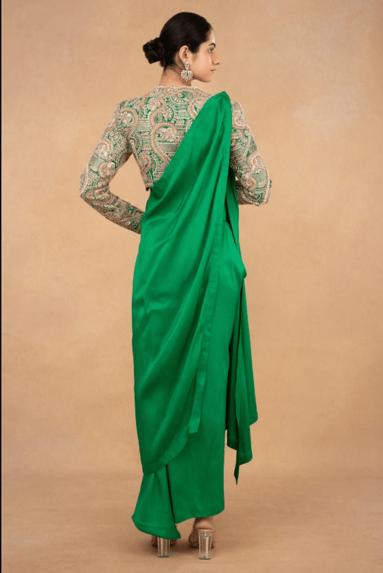 Forest green embellished sari set - Image 5