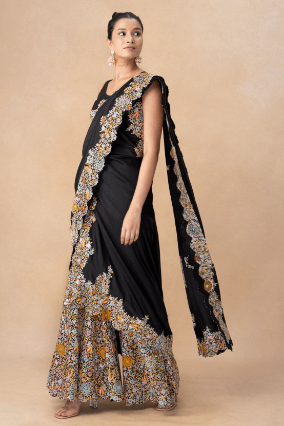 Black embellished draped sari & sharara set - Image 2