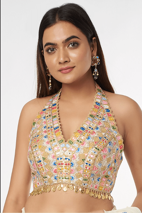 Ivory Georgette Ruffled Saree Set - Image 4