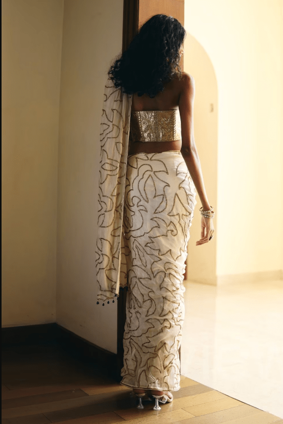 Ivory Organza Zardozi Jaal Sari Set - Image 4