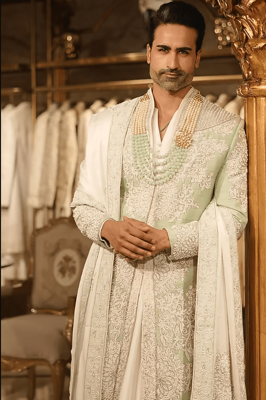 Green Raw Silk Thread Hand Embroidered Sherwani Set - Image 4