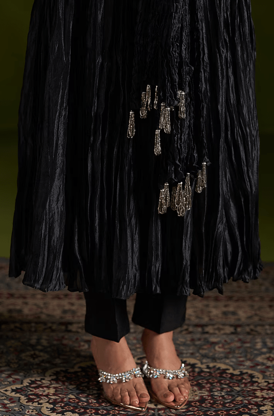 Black Crushed Silk Embroidered Anarkali Set - Image 3