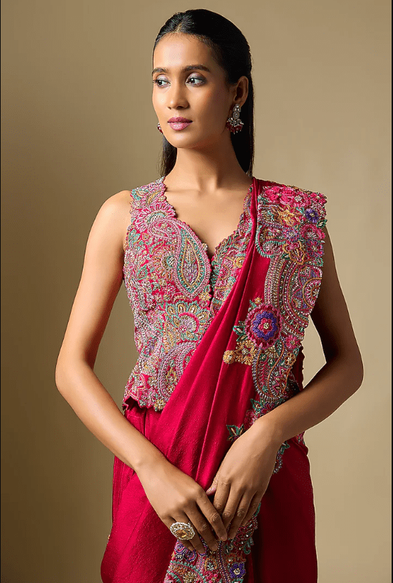 Maroon Matka Silk Floral & Paisley Saree Set - Image 4