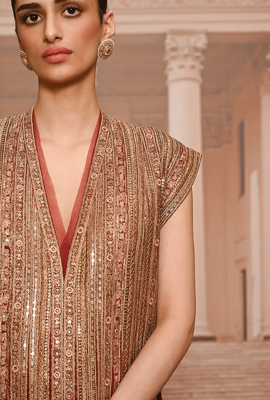 Wine & Gold Tulle Sequins Embroidered Kurta Set - Image 4